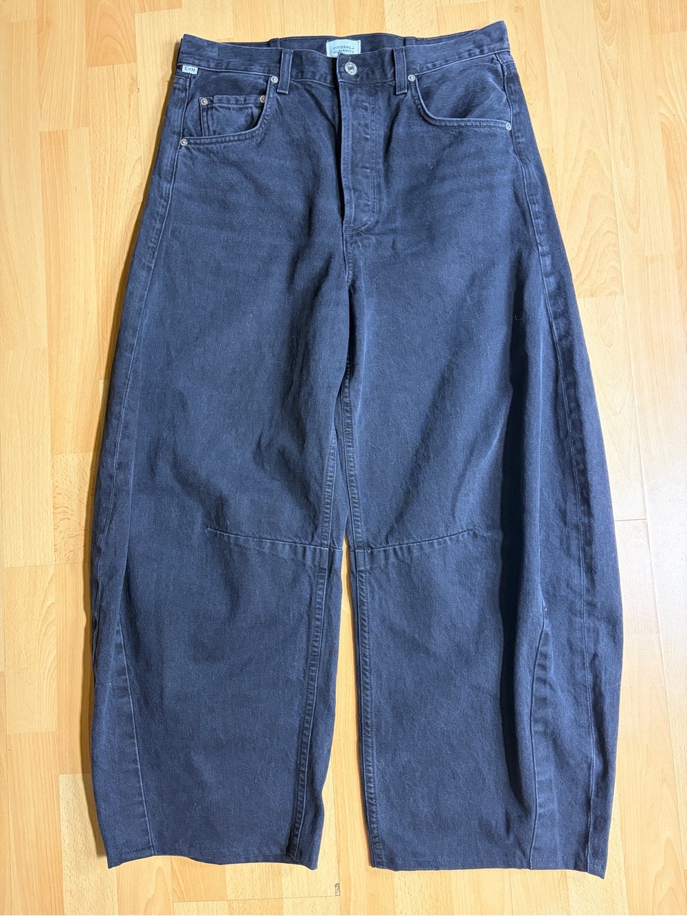 Citizens Of Humanity Miro Relaxed Barrel Leg Jean in Raine Charcoal Grey 29 - Picture 6 of 14